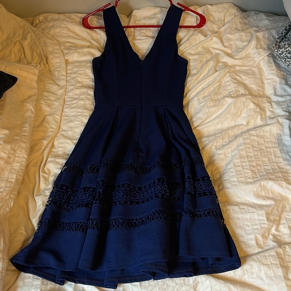 Francesca’s navy blue dress xs - Picture 2 of 4